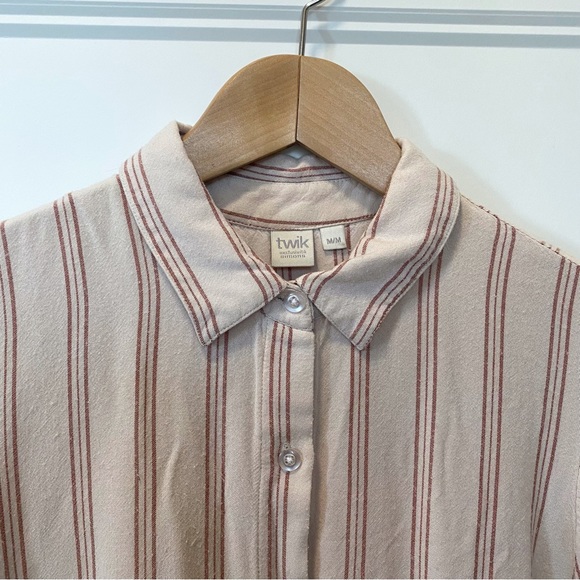 TWIK M Loose Striped Short Sleeve Buttoned Shirt - Picture 11 of 12